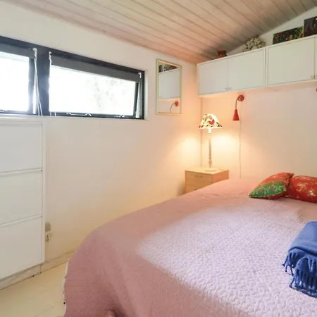 Stunning In W/ 3 Bedrooms Nakskov